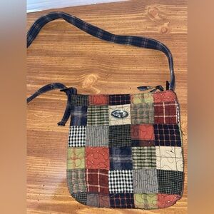 Donna Sharp Patchwork Quilted Crossbody Bag Farmhouse Tones Green Blue Red 9X9